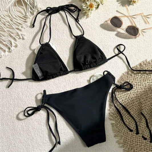 Siyah Bağcıklı Bikini Takımı