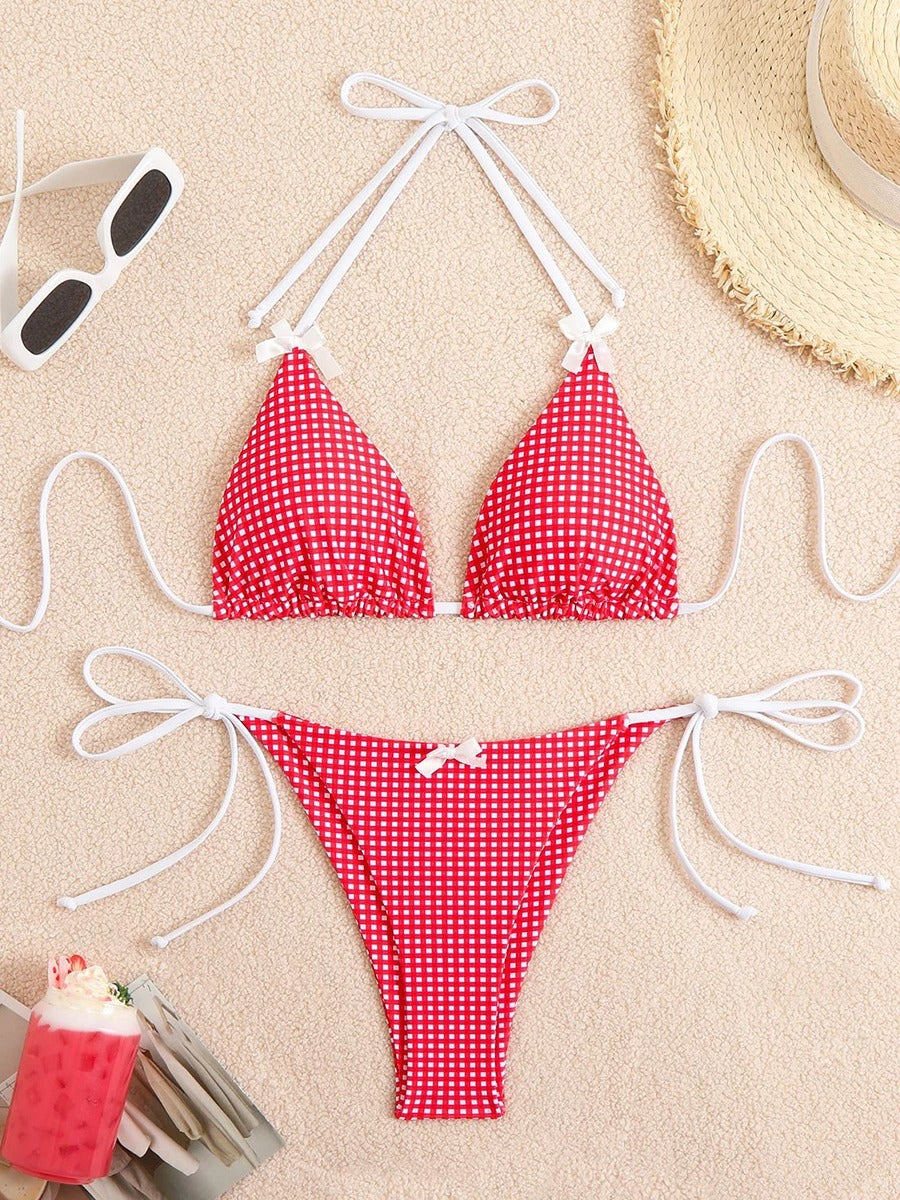 Kırmızı Puantiyeli Fiyonk Detaylı Üçgen Bikini Takımı