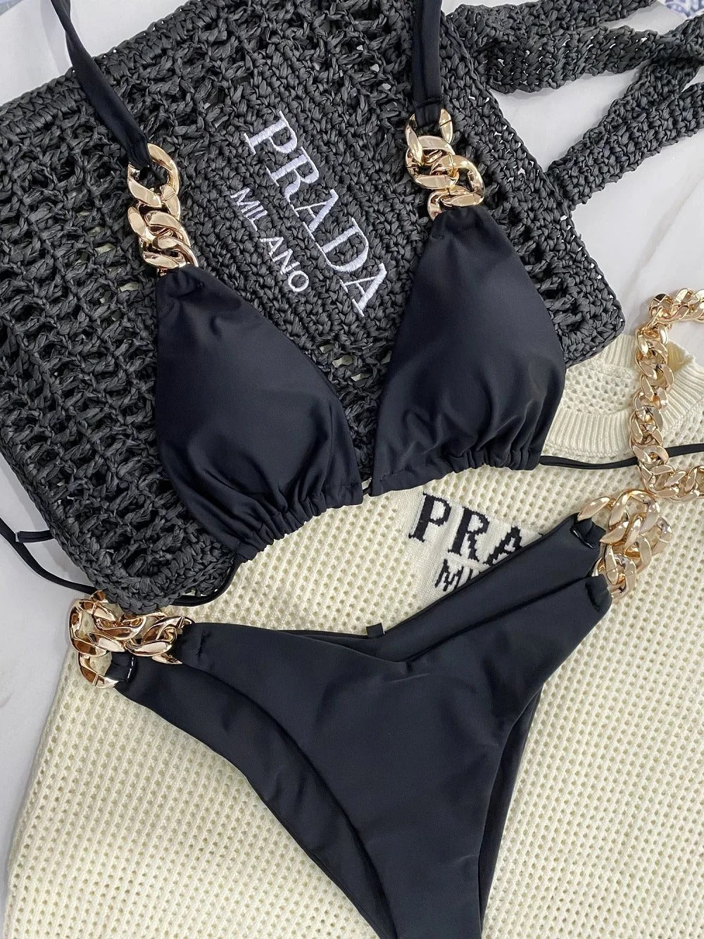 Zincir Detaylı Üçgen Kesim Bikini Takımı