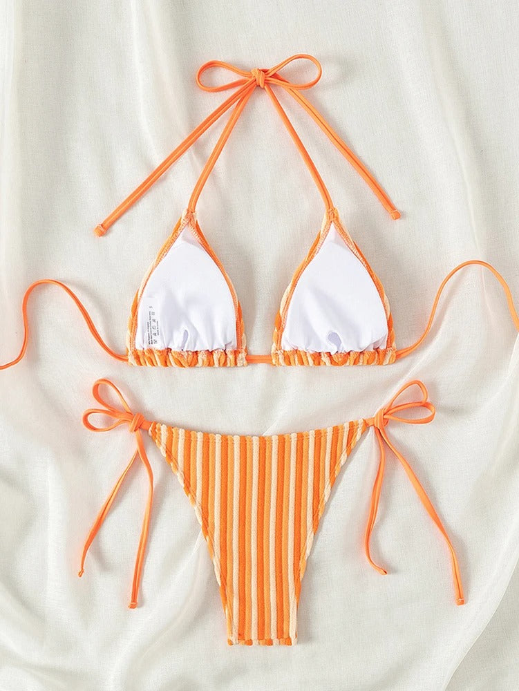 Turuncu Şeritli Bağcıklı Üçgen Bikini Takımı