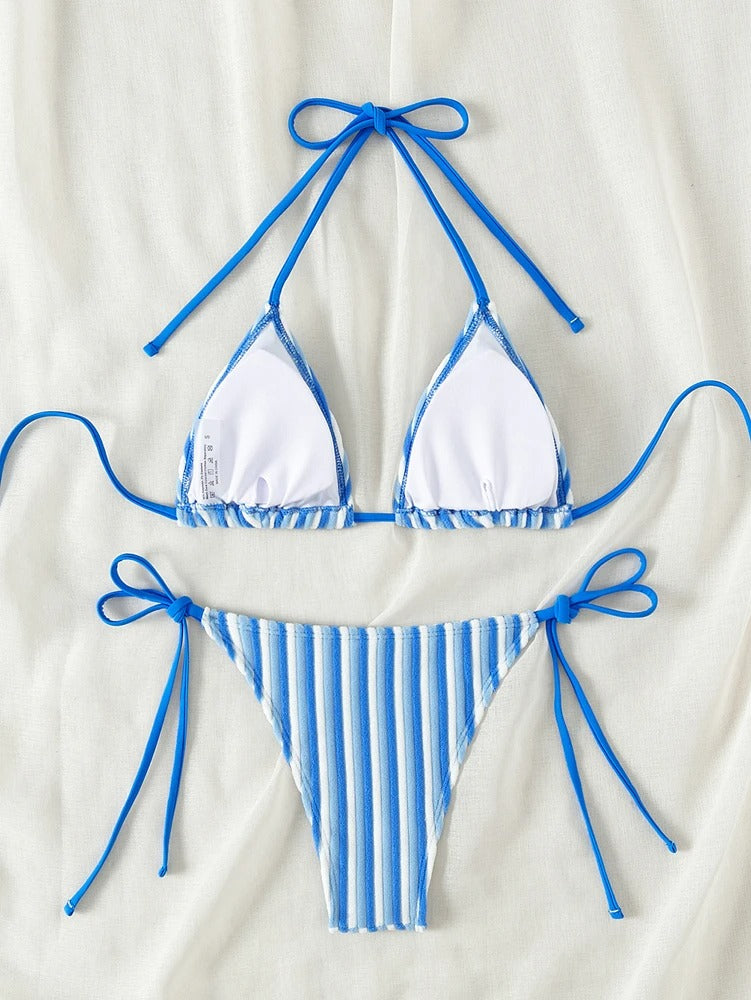 Mavi Şeritli Bağcıklı Üçgen Bikini Takımı